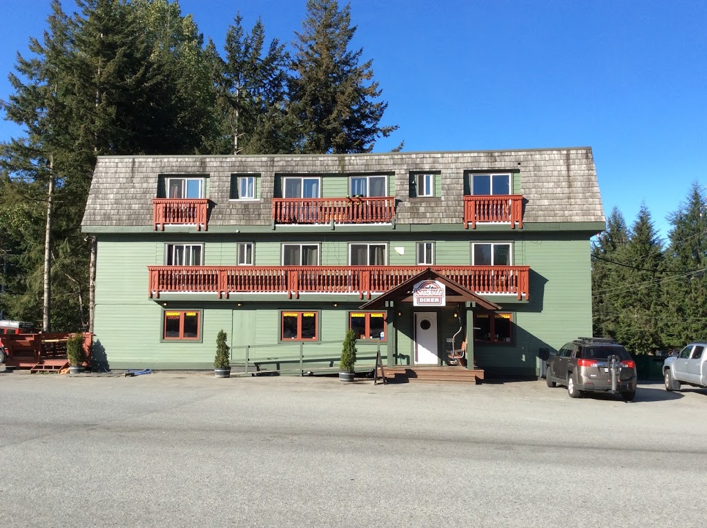 Southside Lodge | 2102 Lake Placid Rd, Whistler, BC V0N 1B2, Canada | Phone: (604) 932-3644