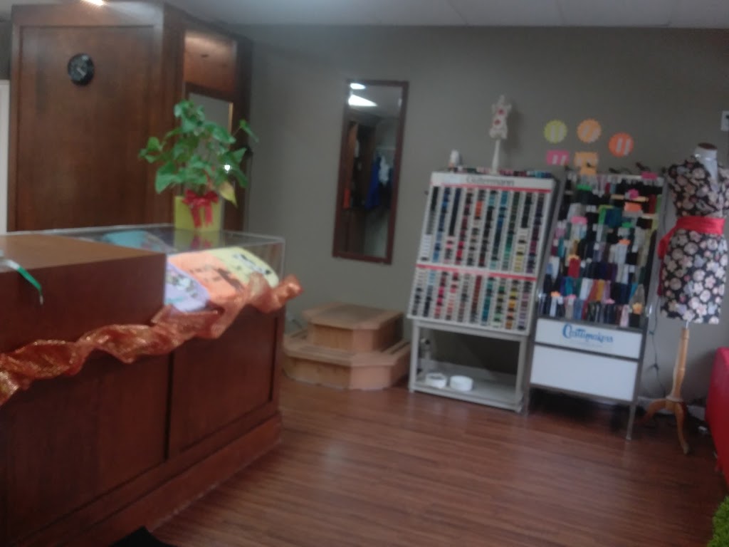 Atelier de couture La Boutonnière | 764A Avenue du Palais, Saint-Joseph-de-Beauce, QC G0S 2V0, Canada | Phone: (418) 209-6936