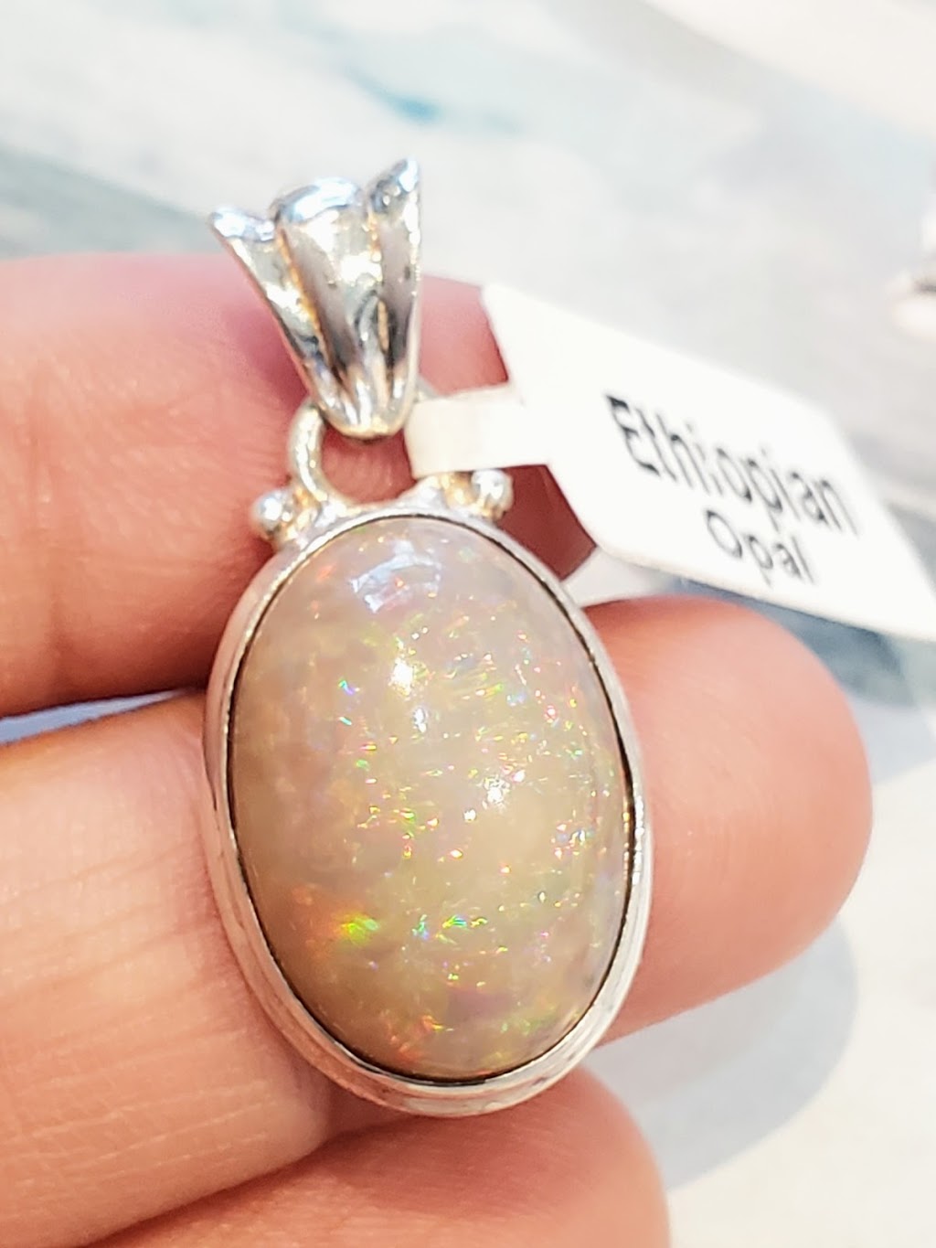Shalz Designs- Online Gemstones and Jewelry Store in Vancouver | 9853 156a St, Surrey, BC V4N 2W6, Canada | Phone: (778) 681-4421