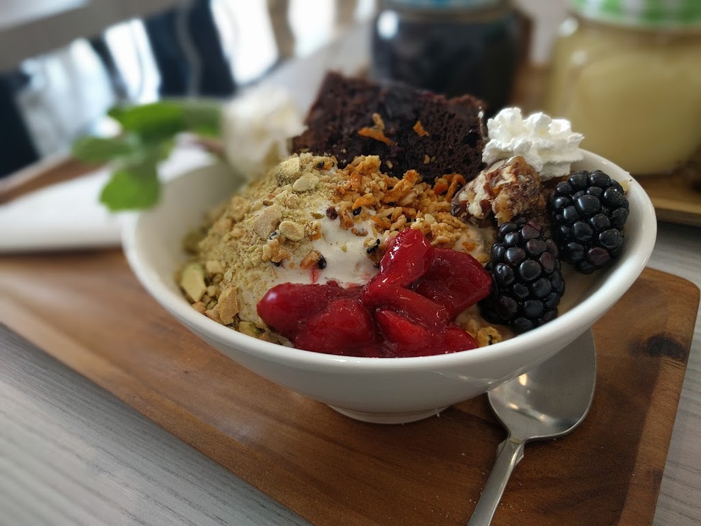 Chaeban Ice Cream | 390 Osborne St, Winnipeg, MB R3L 1Z9, Canada | Phone: (204) 475-6226