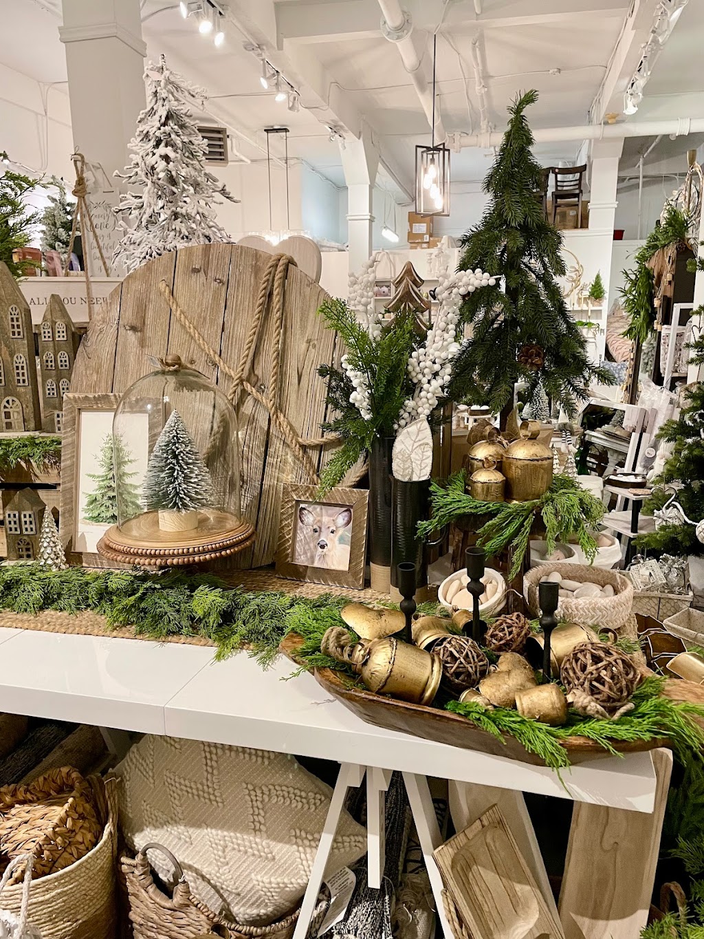 Cambridge Home Decor | 336 Eagle St N Unit 108, Cambridge, ON N3H 1C2, Canada | Phone: (647) 970-8046