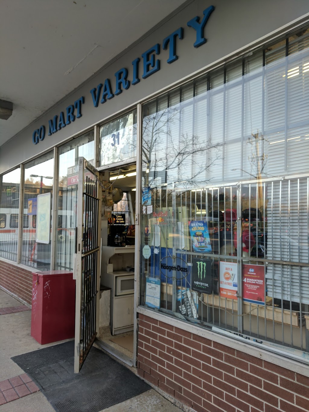 Go Mart | 31 Helene St N, Mississauga, ON L5G 3B6, Canada | Phone: (905) 278-6613
