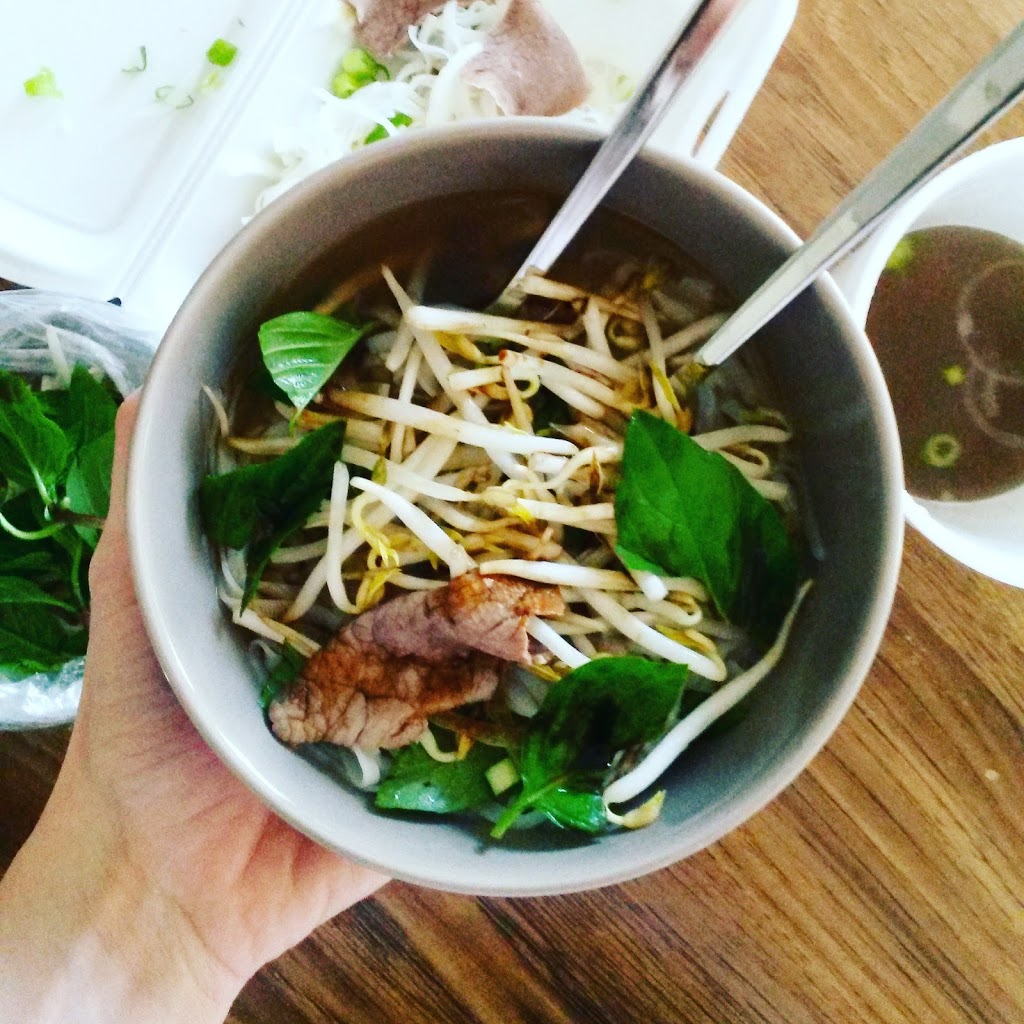 Pho Chau Thinh | 924 Northumberland Ave, Saskatoon, SK S7L 3W8, Canada | Phone: (306) 974-2299