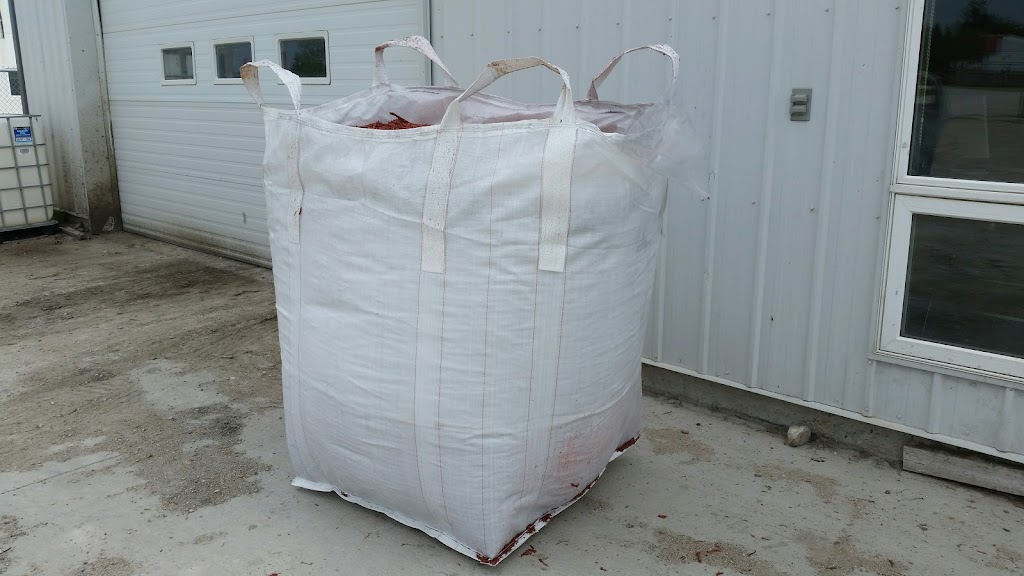 Mulch2Go | 11-A Penner Dr, Blumenort, MB R0A 0C0, Canada | Phone: (204) 326-8899