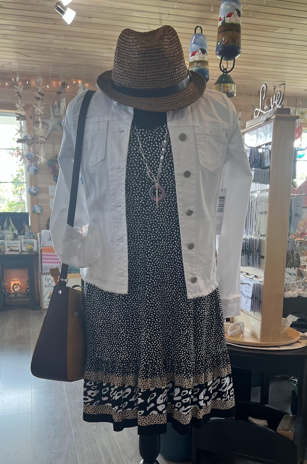 Island Style | 8544 Cavendish Rd, Cavendish, PE C0A 1M0, Canada | Phone: (902) 963-2497