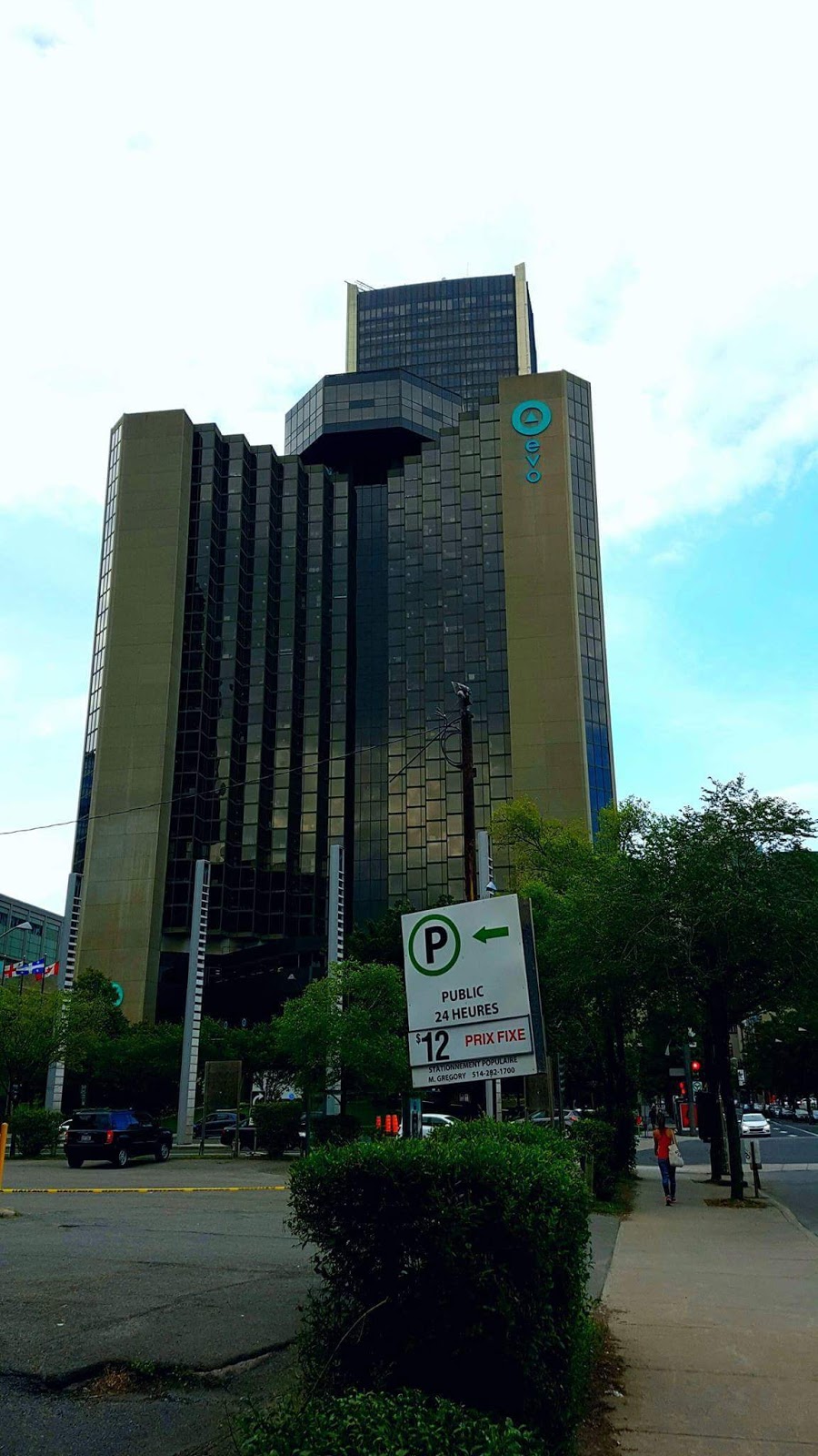 Hotel EVO | 777 Boulevard Robert-Bourassa, Montréal, QC H3C 3Z7, Canada | Phone: (514) 395-8558