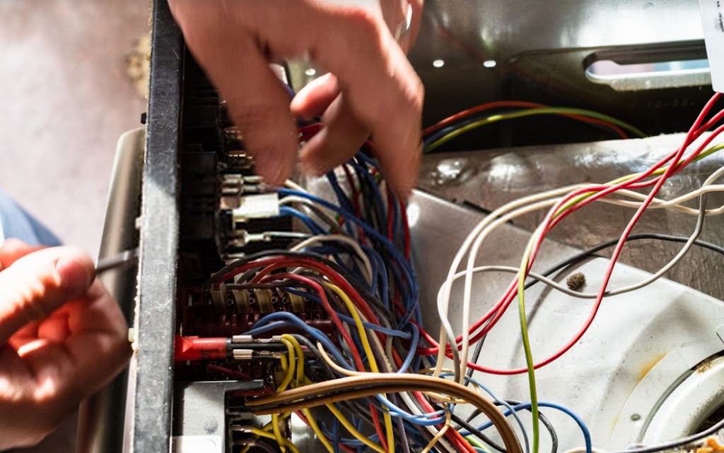 Maple Leaf Appliance Repair | 29345 Sangara Ave, Abbotsford, BC V4X 2G3, Canada | Phone: (778) 806-5156