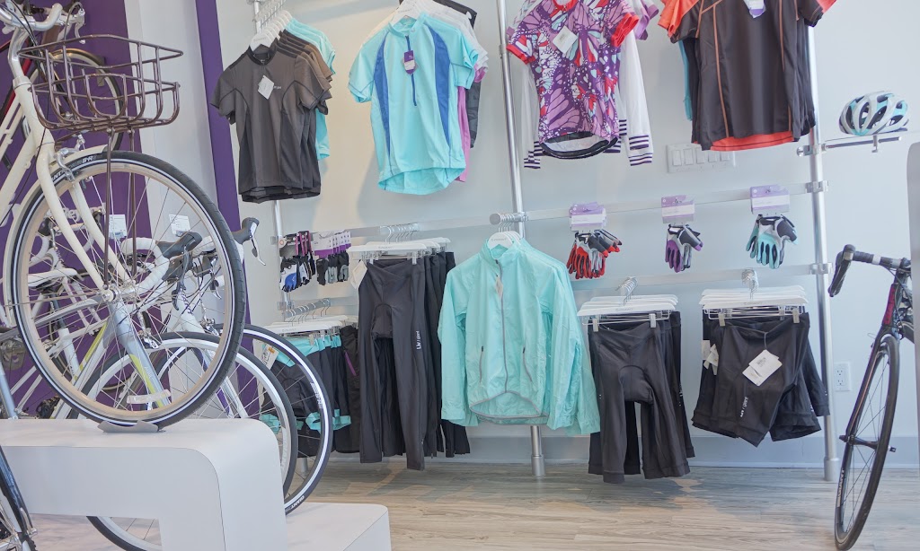 Giant Ottawa | 1162 Bank St, Ottawa, ON K1S 3X8, Canada | Phone: (613) 731-7200