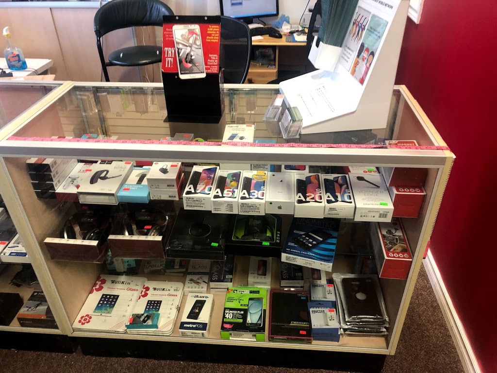 CELLTOWN | 80 Pertosa Dr Unit 18, Brampton, ON L6X 5E9, Canada | Phone: (905) 965-6666