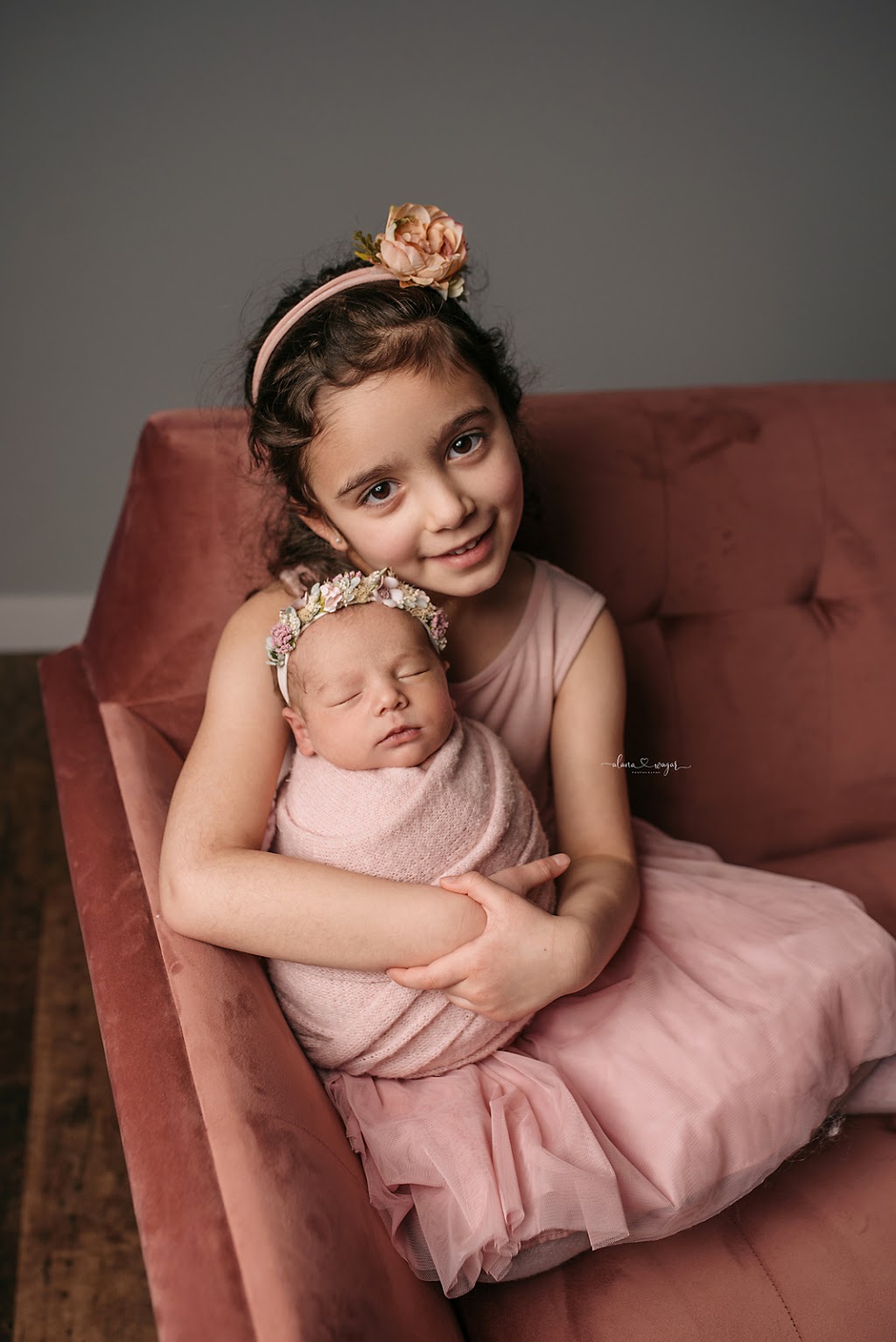 Alana Wagar Photography | 240 Cranbrook Drive SE, Calgary, AB T3M 3C8, Canada | Phone: (587) 228-3440