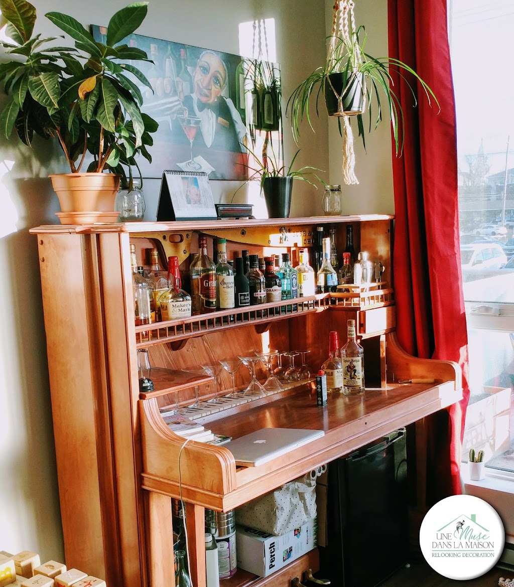 Une Muse dans la Maison | 1445 Rue Cecile Larose, Sainte-Adèle, QC J8B 1Z2, Canada | Phone: (514) 994-7834