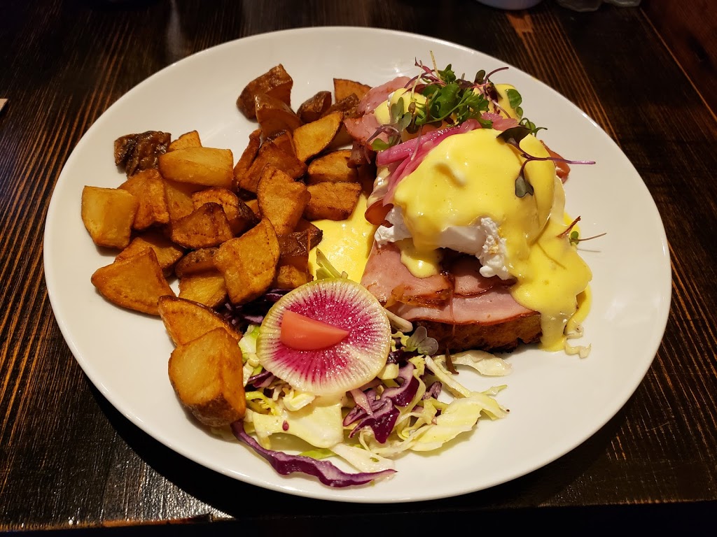 BLVD Bistro | 636 Queensbury Ave, North Vancouver, BC V7L 3V6, Canada | Phone: (604) 971-5559