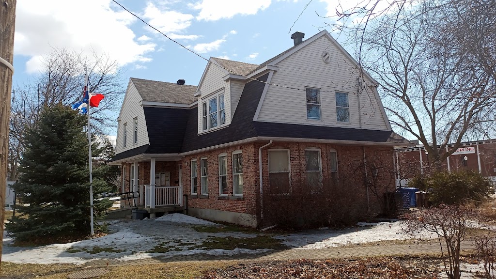 John A. Simms Community Centre | 8 Avenue Westminster S, Montréal-Ouest, QC H4X 1Y5, Canada | Phone: (514) 484-6186