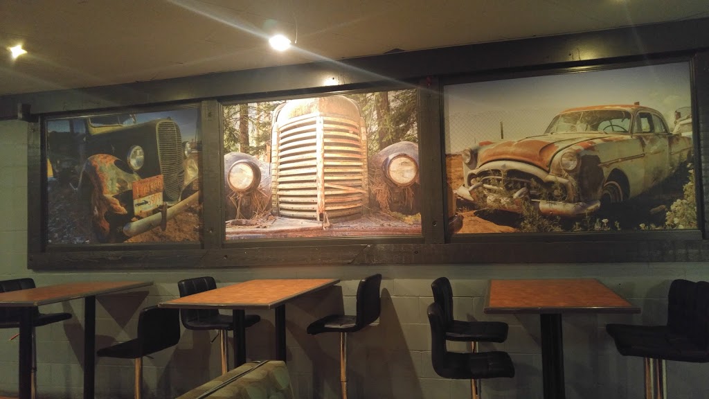 Roadhouse Pub | 5325 Trans-Canada Hwy, Duncan, BC V9L 5J2, Canada | Phone: (250) 597-1828