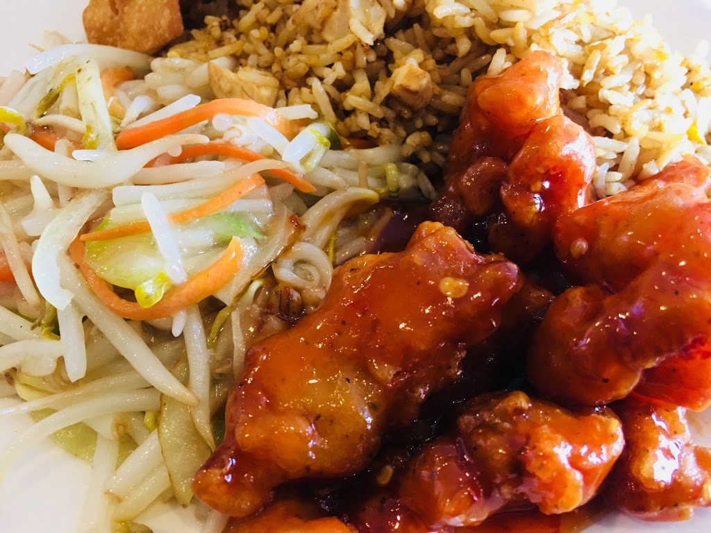 Mister Moons Chinese Food | 13311 Yonge St, Richmond Hill, ON L4E 3L6, Canada | Phone: (905) 773-8383