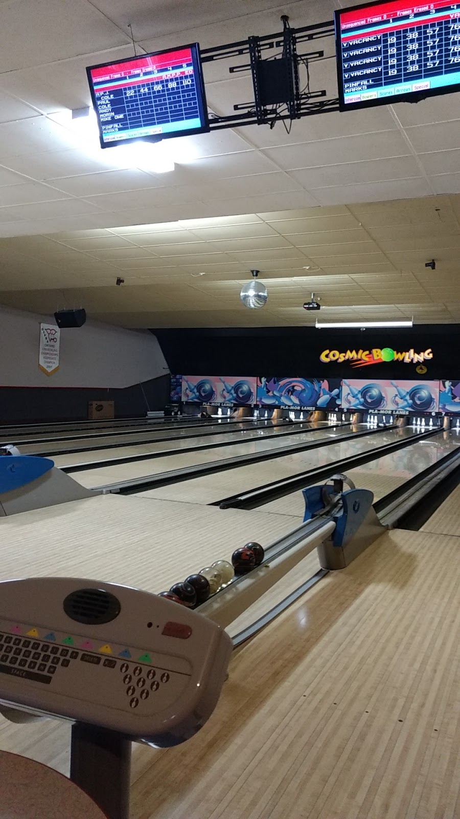 Pla-Mor Bowling Lanes | 106 Main St, St. Catharines, ON L2N 4V4, Canada | Phone: (905) 935-6711