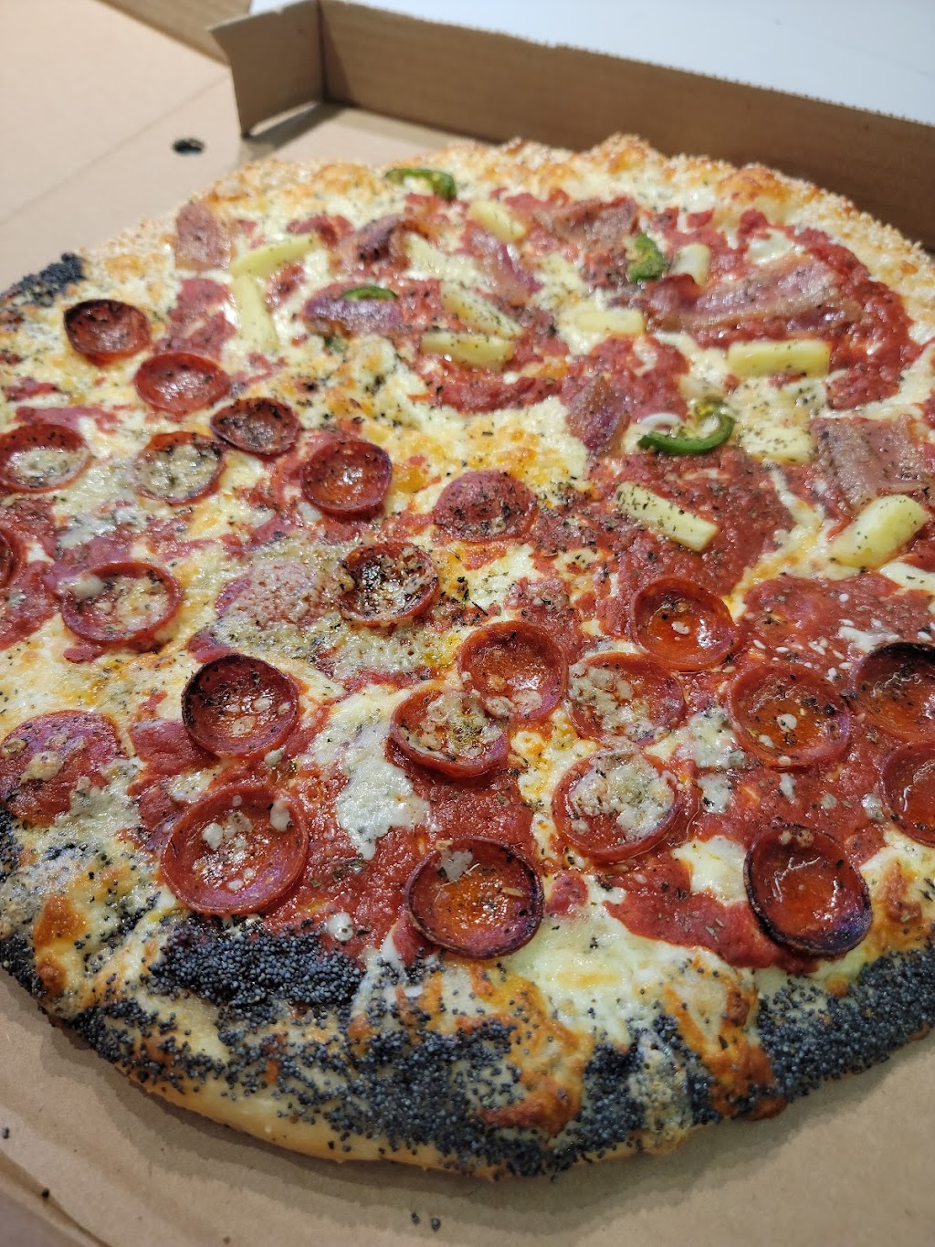 Rinaldo’s | 3428 Dutch Village Rd, Halifax, NS B3N 2R8, Canada | Phone: (902) 443-0000