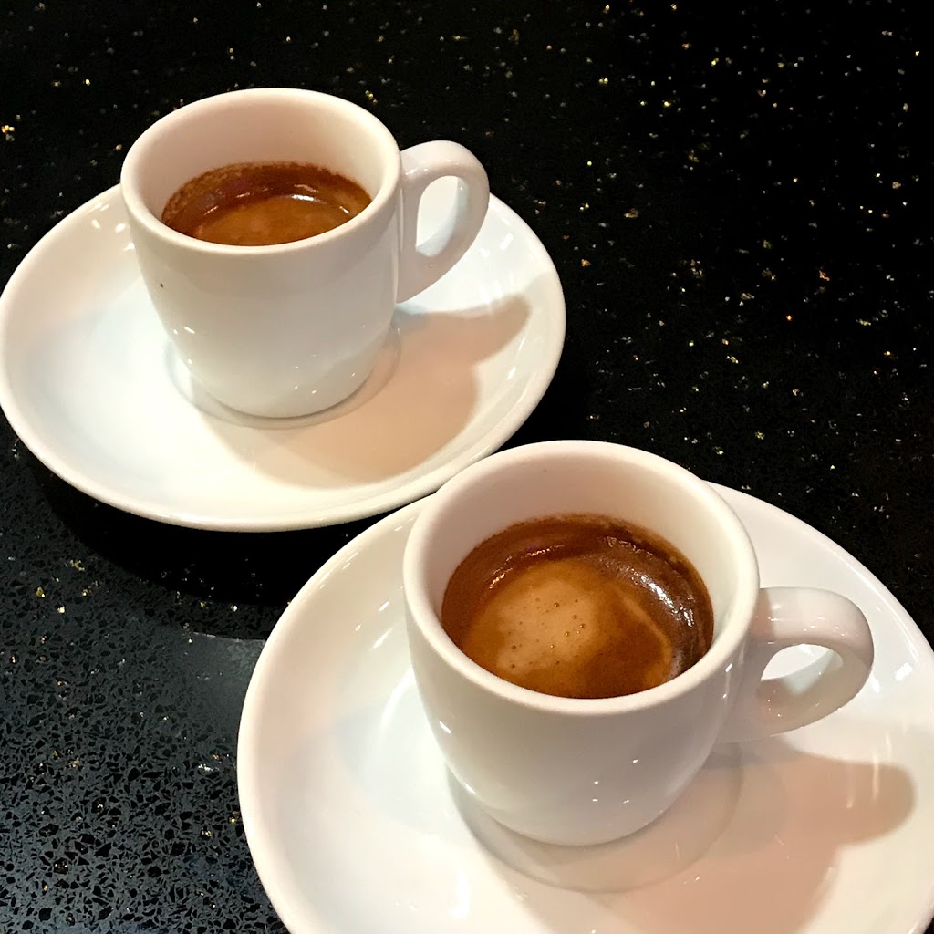 Vogue Café | 2721 Yonge St, Toronto, ON M4N 2H8, Canada | Phone: (416) 482-1707
