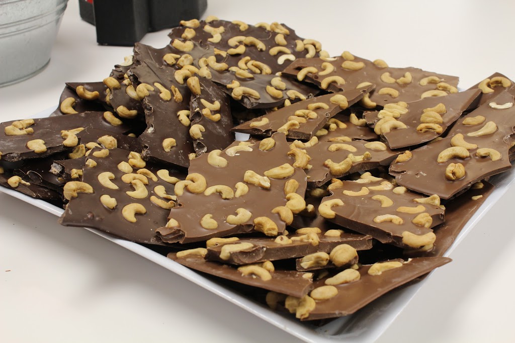 Boulangerie Lamontagne | 59 Rue Girouard, Victoriaville, QC G6P 5T2, Canada | Phone: (819) 357-8395