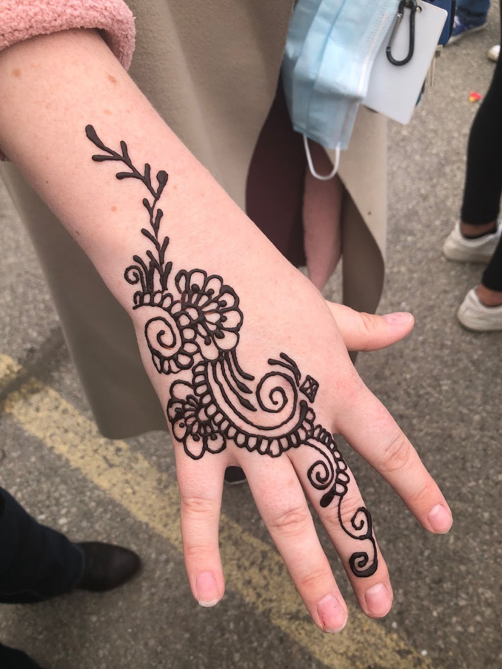 Lulua henna | 6540 Twenty Rd E, Hamilton, ON L0R 1P0, Canada | Phone: (905) 519-3400