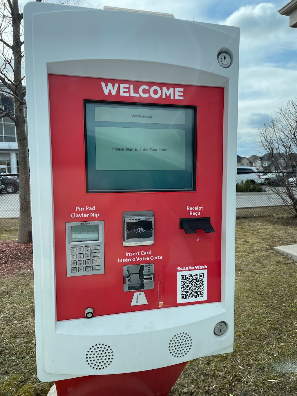 Esso Car Wash | 12338 Yonge St, Richmond Hill, ON L4E 0W5, Canada | Phone: (905) 773-8488