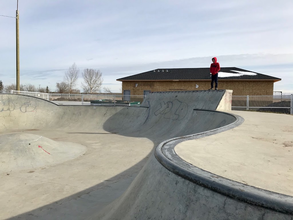 Gibbons Skatepark | 5002 51 Ave #4910, Gibbons, AB T0A 1N0, Canada | Phone: (780) 923-3331