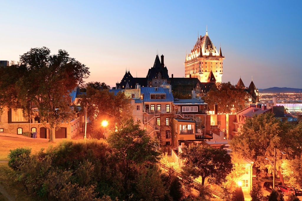 Le saint Québec | 3 Av. du Rocher, Lac-Delage, QC G3C 5E7, Canada | Phone: (418) 522-2449