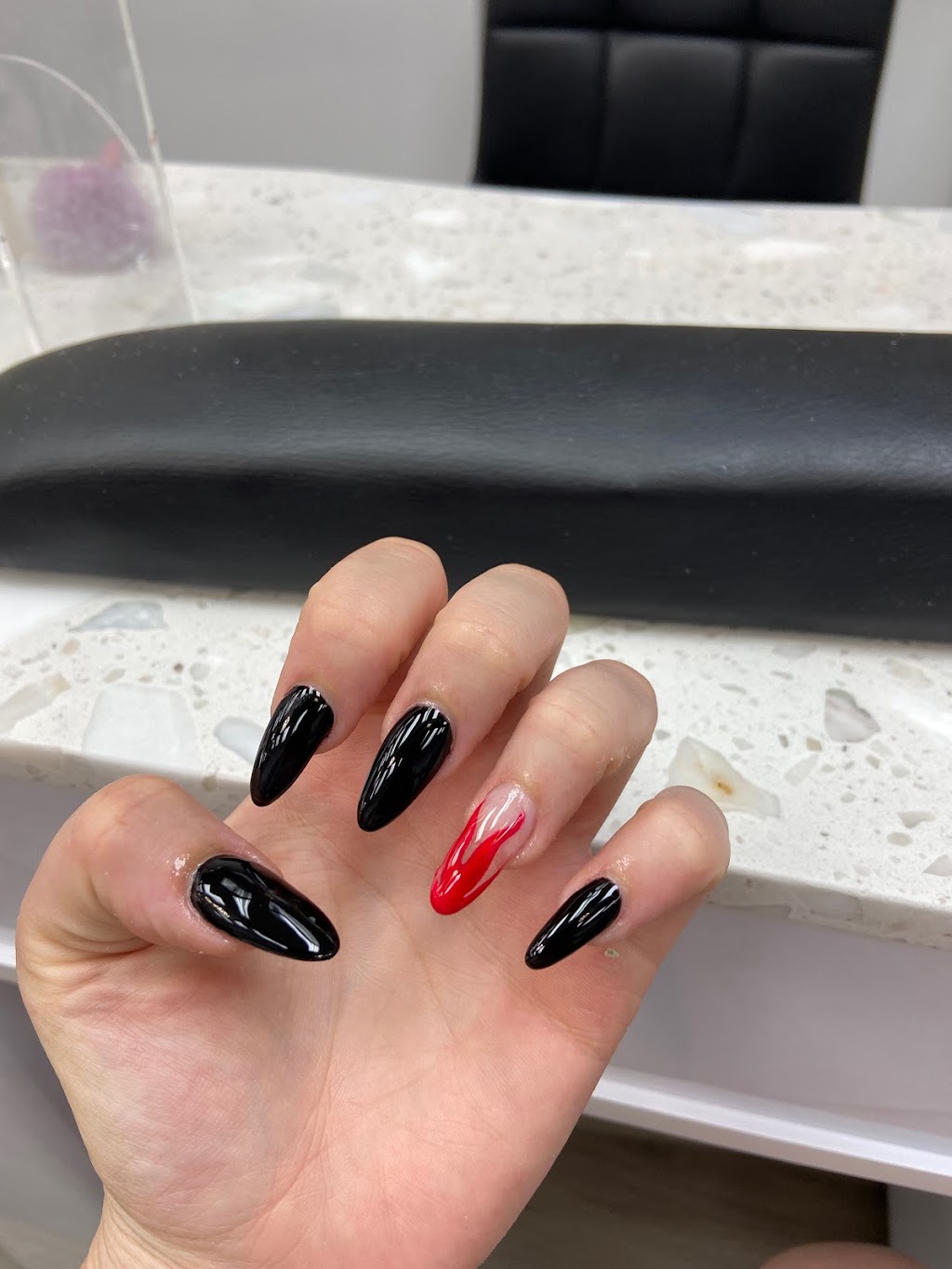 Star Nails | 209 Glenridge Ave, St. Catharines, ON L2T 3J6, Canada | Phone: (289) 362-1748