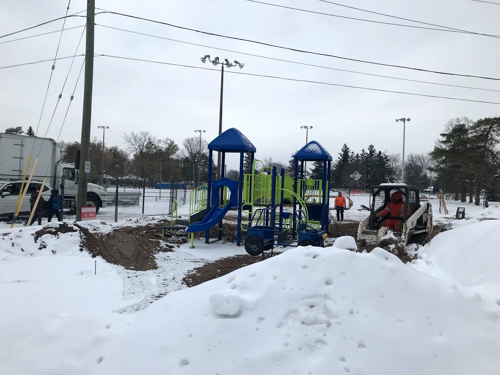 Morgan Park | 11 Parkway Ave, Markham, ON L3P 2R8, Canada | Phone: (905) 477-5530