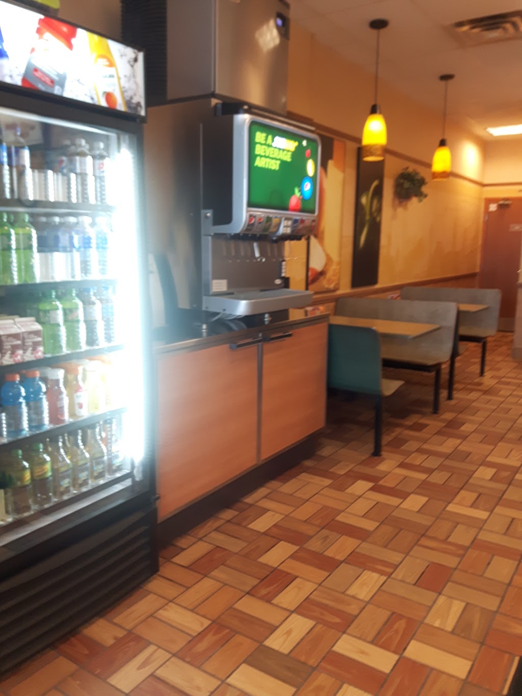 Subway | Meadowlands Square, 1015 Golf Links Rd Unit 402, Ancaster, ON L9K 1K1, Canada | Phone: (905) 304-9111