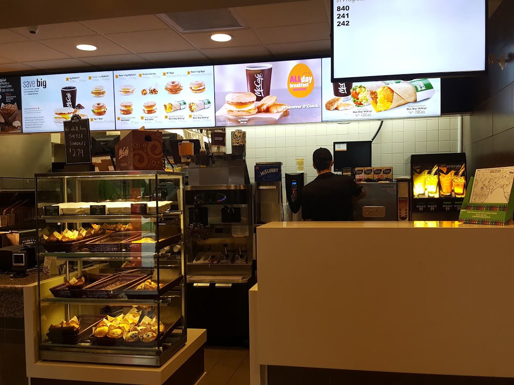 McDonalds | 45 Industrial Dr, Elmira, ON N3B 3B1, Canada | Phone: (519) 669-8980