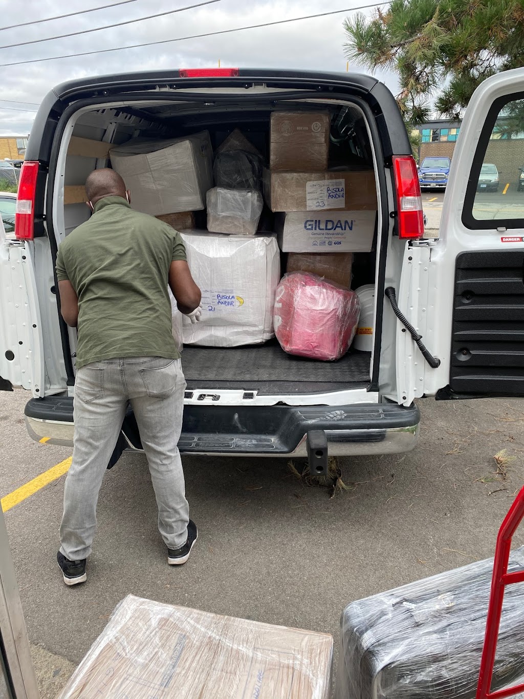 ceemag logisitics inc | 24 Ronson Dr #14, Etobicoke, ON M9W 1B4, Canada | Phone: (647) 718-0358
