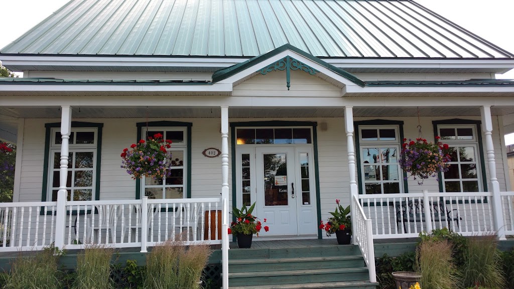 Fleuriste Saint Michel Des Saints | 402 Rue Brassard, Saint-Michel-des-Saints, QC J0K 3B0, Canada | Phone: (450) 833-6647