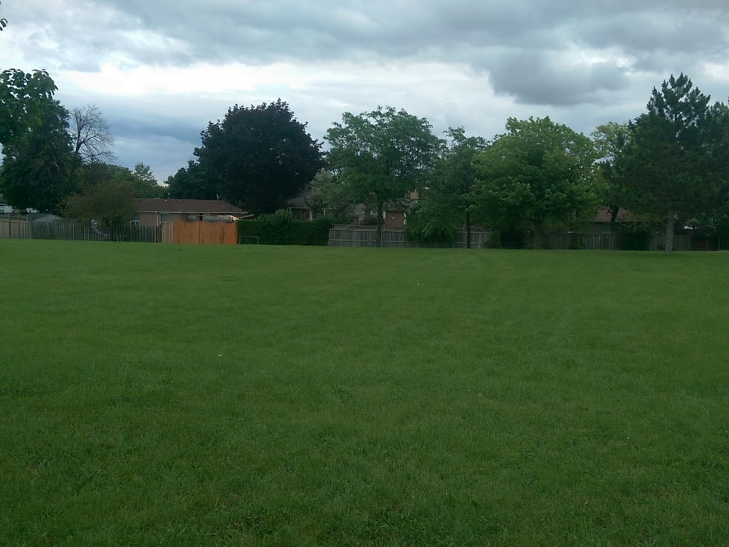 Goldcrest Park | Gleneaden Ct, Brampton, ON L6S 2J7, Canada