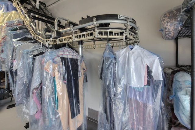 Greenway Dry Cleaners | 800 800 Broadmoor Blvd, Sherwood Park, AB T8A 4Y6, Canada | Phone: (780) 570-1131