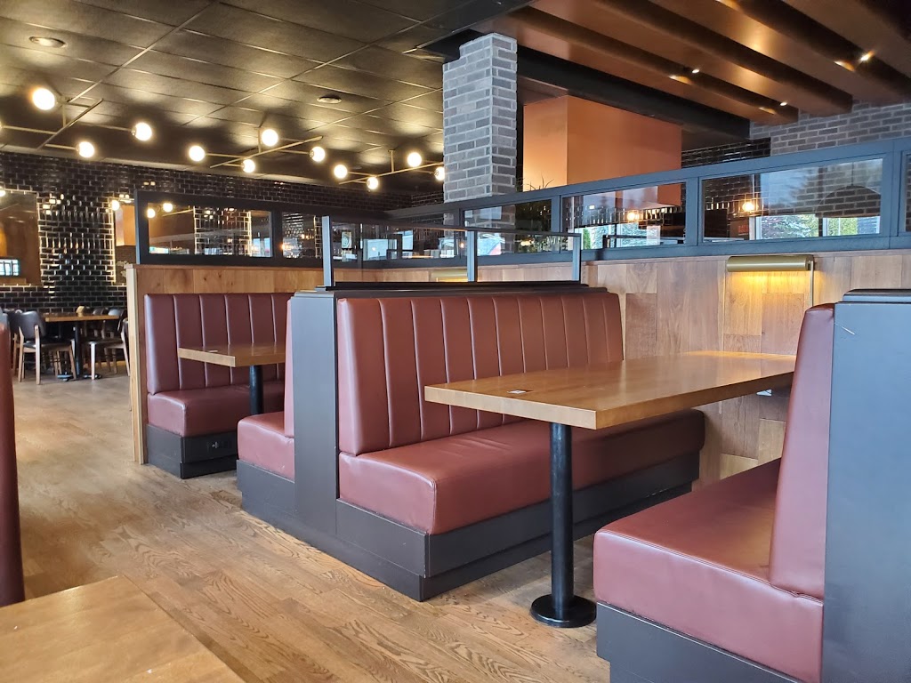 Bâton Rouge Steakhouse & Bar- Joliette | 588 Rue Saint-Charles-Borromée N, Joliette, QC J6E 4S6, Canada | Phone: (450) 755-4000
