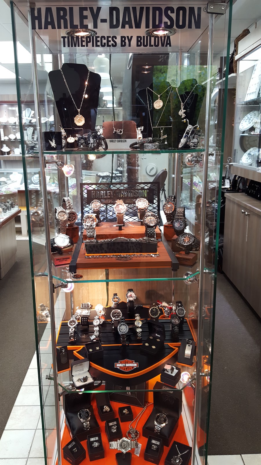 Bijouterie Quatre Saisons | 3671 Rue Queen, Rawdon, QC J0K 1S0, Canada | Phone: (450) 834-4910