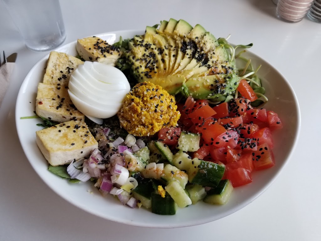 Thrive Organic Lakeshore | 3473 Lake Shore Blvd W, Etobicoke, ON M8W 1N5, Canada | Phone: (416) 252-7700