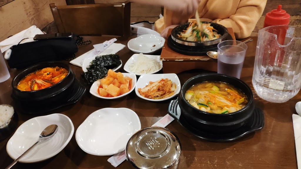 Papa Korea | 4816 Bridge St, Niagara Falls, ON L2E 2R9, Canada | Phone: (905) 353-9985