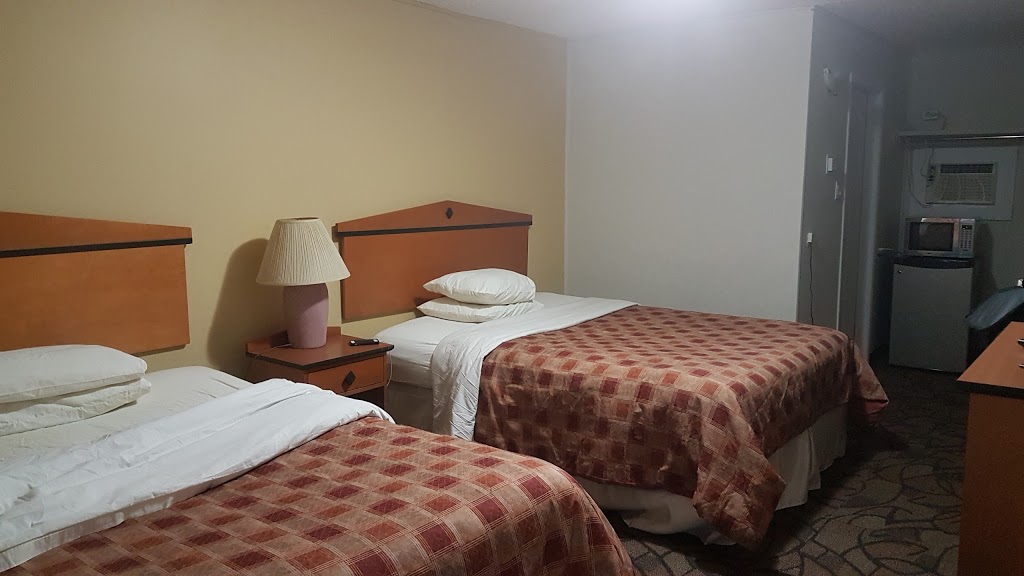 Olympia Motel & Lodge | 5020 16 Ave NW, Calgary, AB T3B 0N3, Canada | Phone: (403) 288-4461
