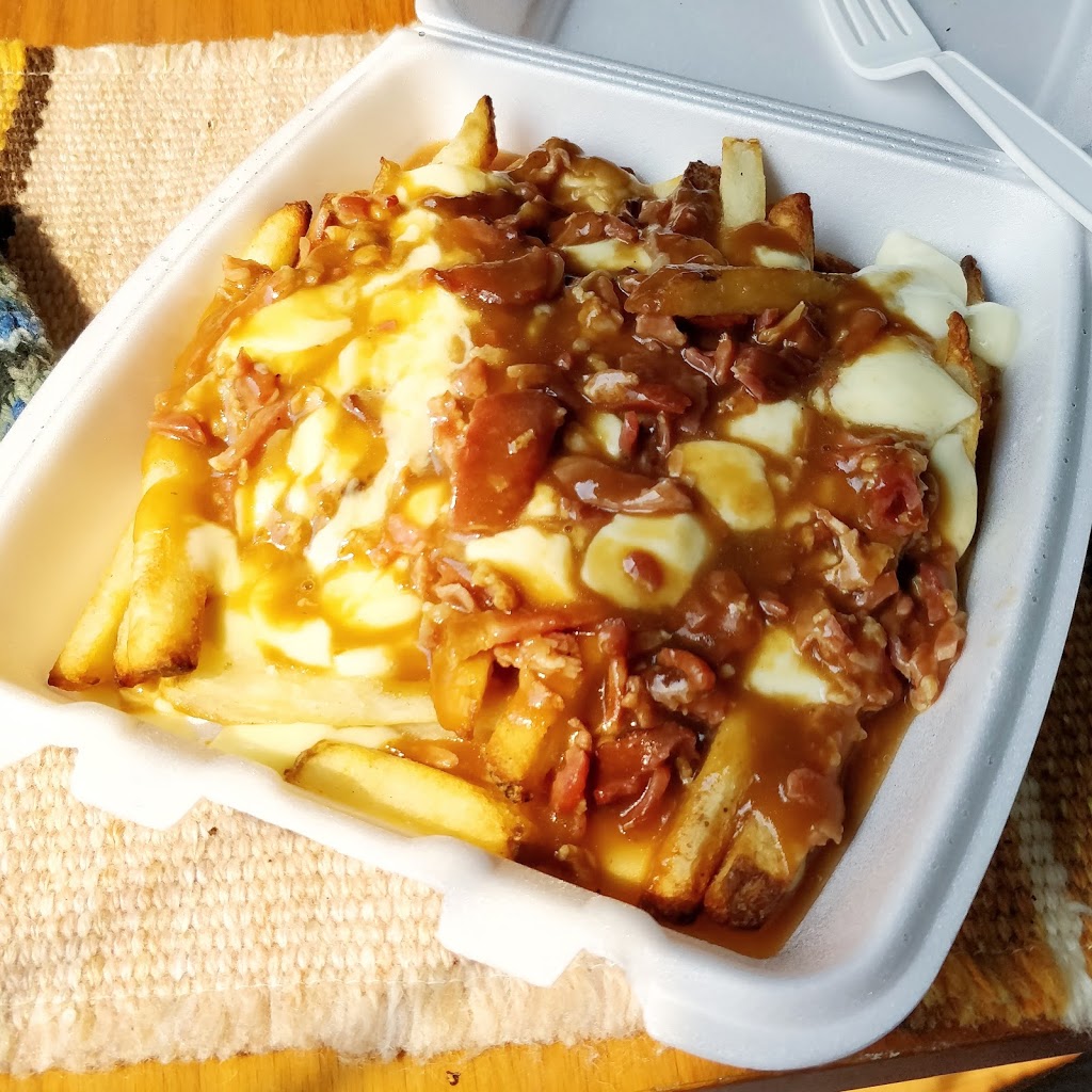 Big Daddys Pizza, BBQ & Poutine | 22709 Lougheed Hwy, Maple Ridge, BC V2X 2V5, Canada | Phone: (604) 467-6666