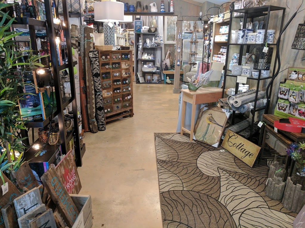 Green Gables Gifts & Greetings | 286 Bloomfield Main St, Bloomfield, ON K0K 1G0, Canada | Phone: (613) 393-1494
