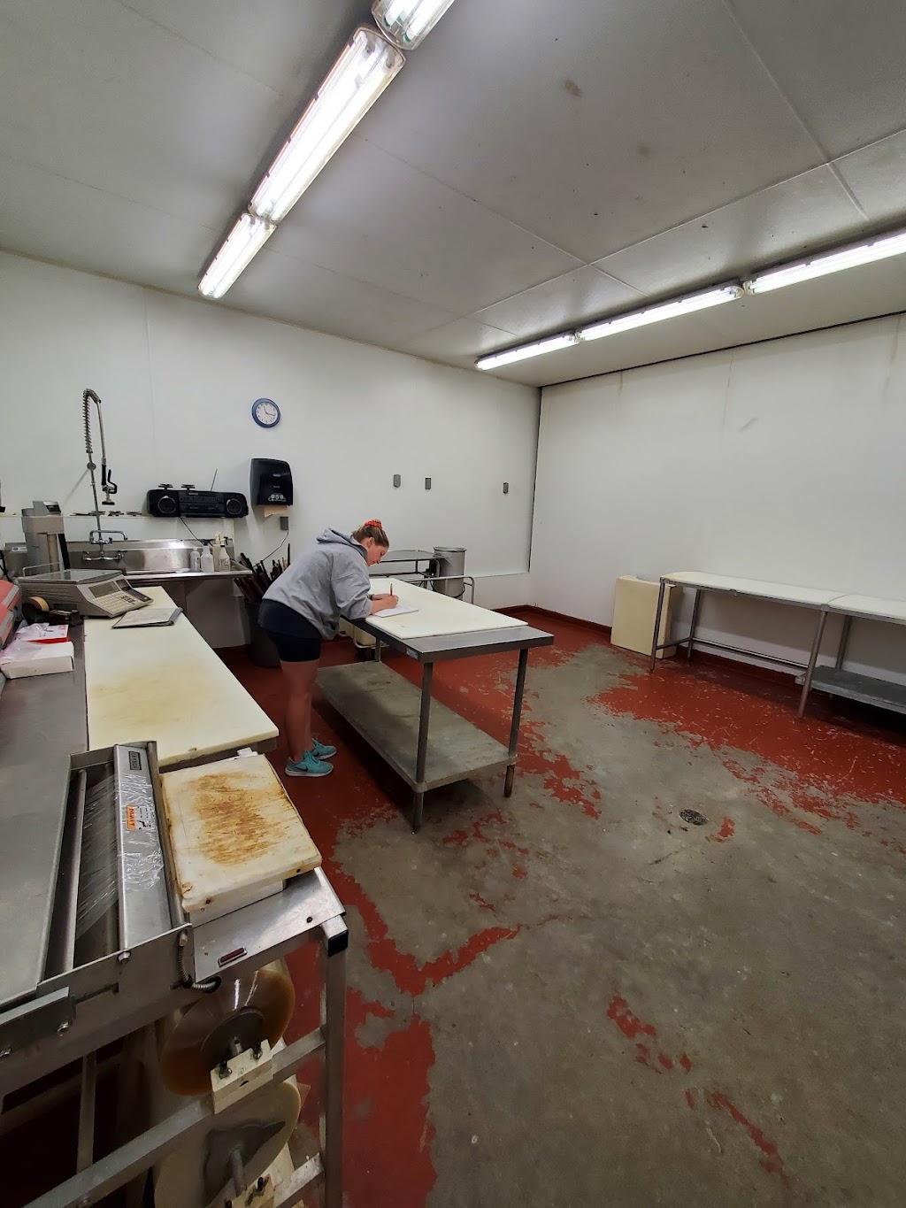 Iron Butcher Custom Inc. | 17935 Ford Detour Rd, Pitt Meadows, BC V3Y 0A7, Canada | Phone: (604) 460-6411