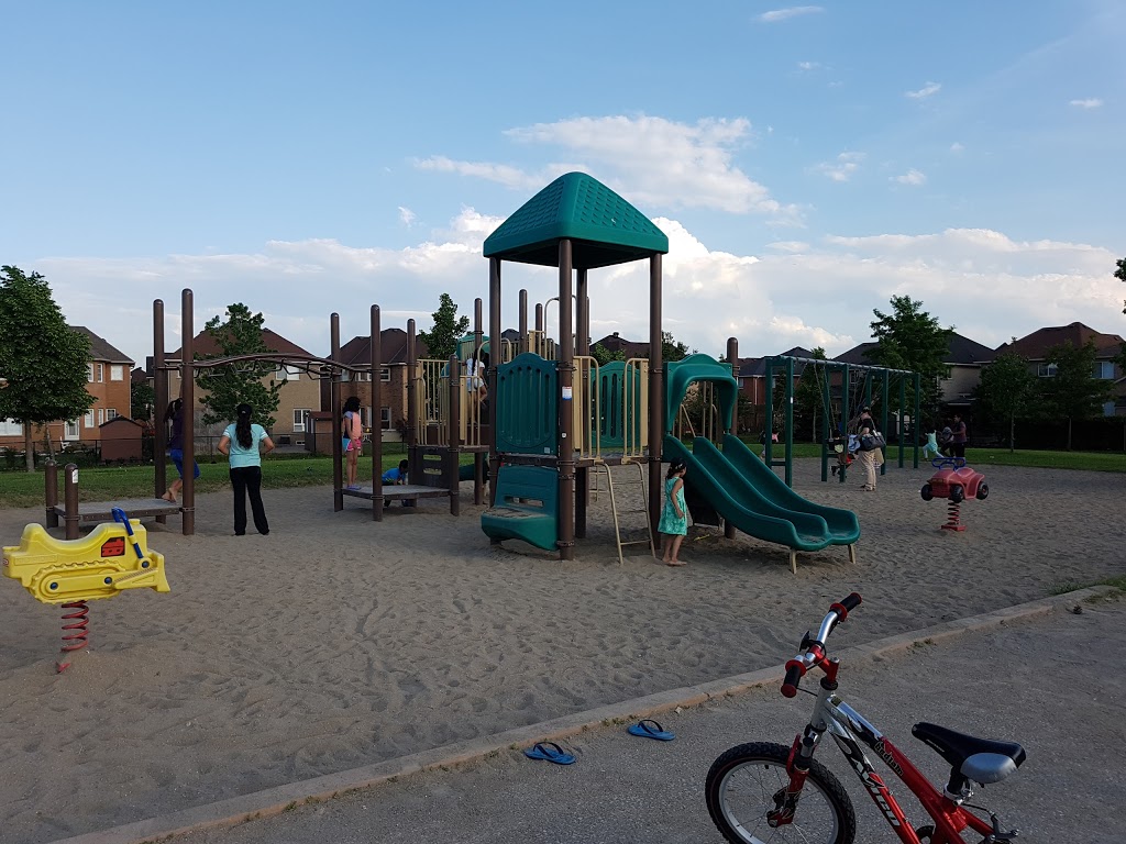 Neebin Park | 635 Kaiser Dr, Mississauga, ON L5W 0A2, Canada | Phone: (905) 615-4311