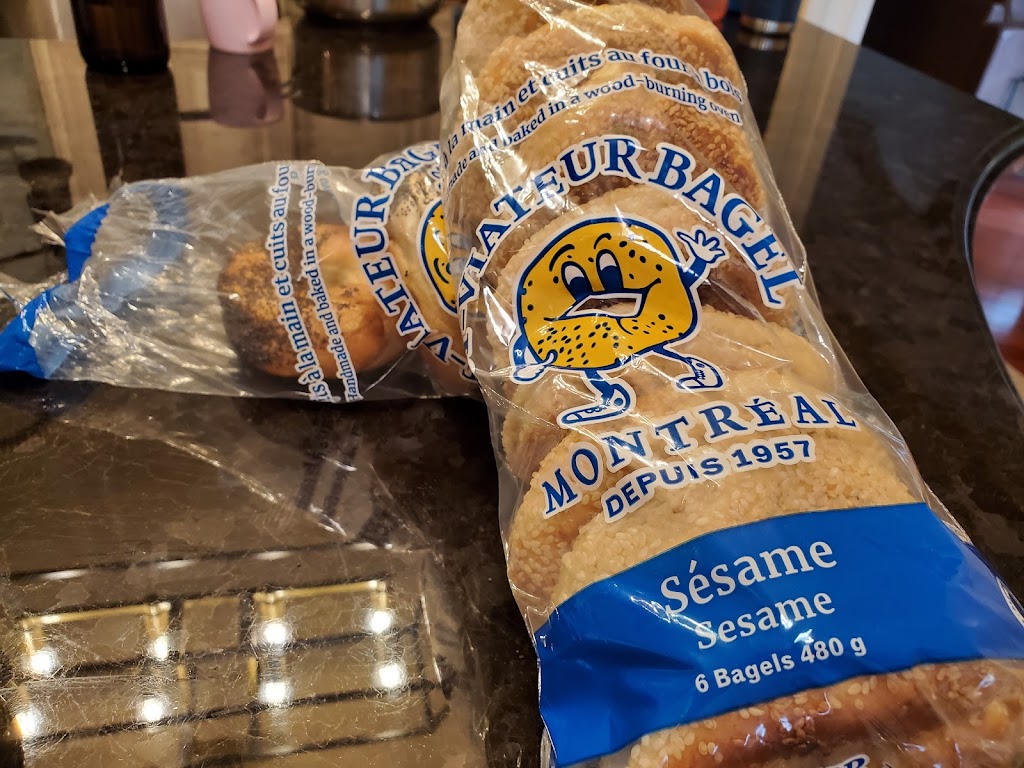 St-Viateur Bagel | 340 Blvd. Marcel-Laurin, Saint-Laurent, QC H4M 2L4, Canada | Phone: (514) 747-1649