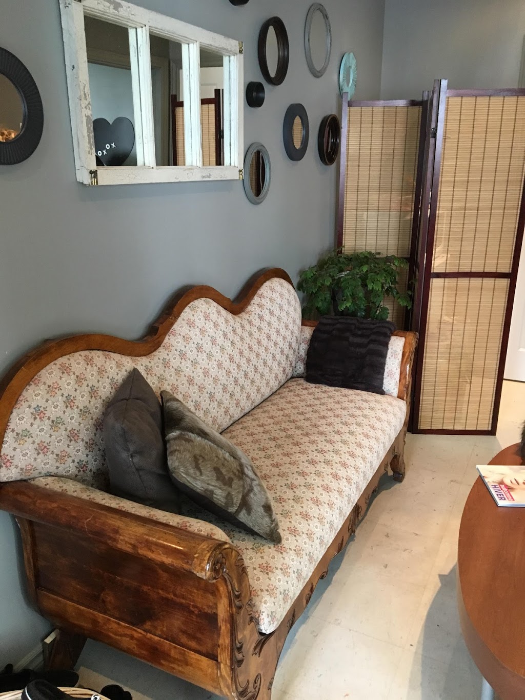 Têtes Folles coiffure | 5633 Saint-Georges, Lévis, QC G6V 4M1, Canada | Phone: (581) 990-5046