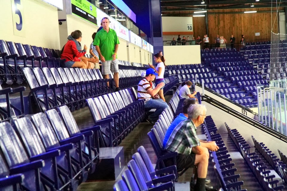 Palais des Sports Leopold-Drolet | 360 Rue du Cégep, Sherbrooke, QC J1E 2J9, Canada | Phone: (819) 560-8842