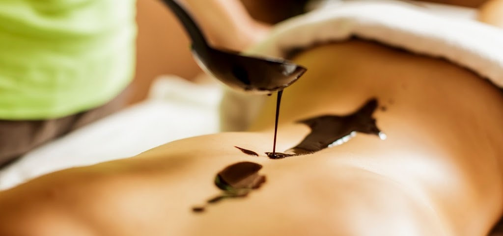 Clinique dermessence | 2381 Rue Principale O #110, Magog, QC J1X 0J4, Canada | Phone: (819) 847-2417