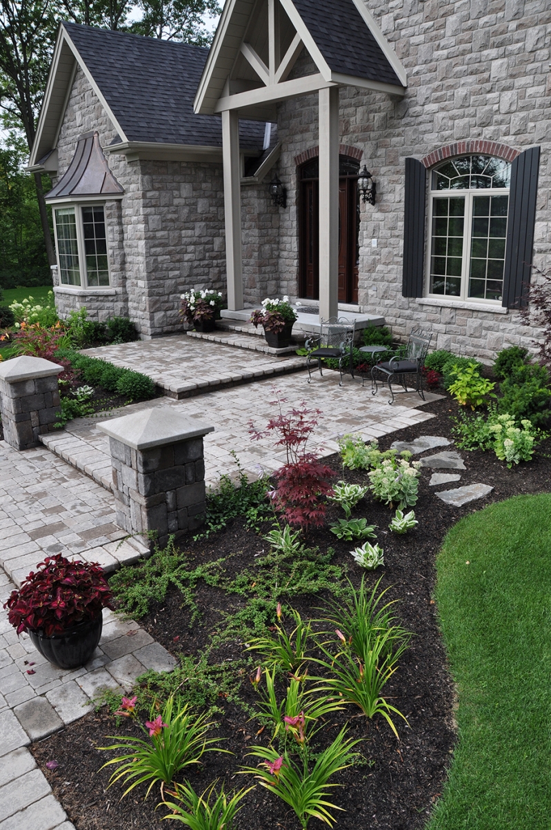 Hollandale Landscaping & Garden Centre Ltd | 16662 Northumberland County Rd 2, Trenton, ON K8V 5P7, Canada | Phone: (613) 392-7806