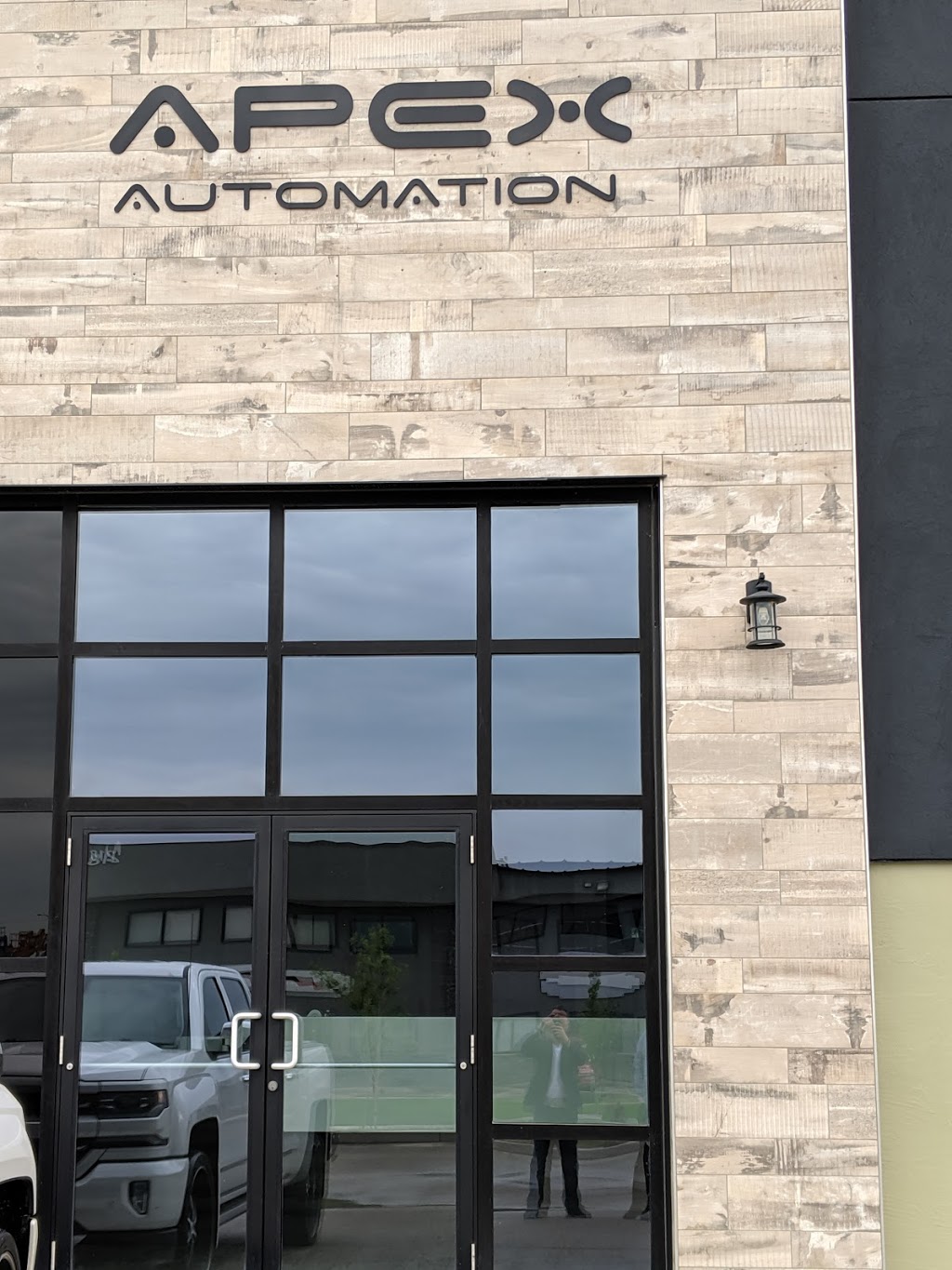 Allied Floors Est. 1978 | 219 Wheeler St, Saskatoon, SK S7P 0A4, Canada | Phone: (306) 933-4311